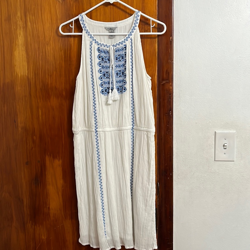 White with blue trim dress